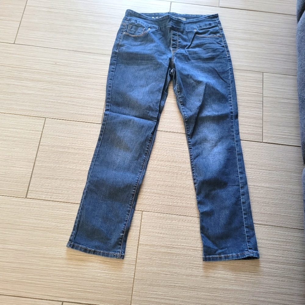 Women jeans